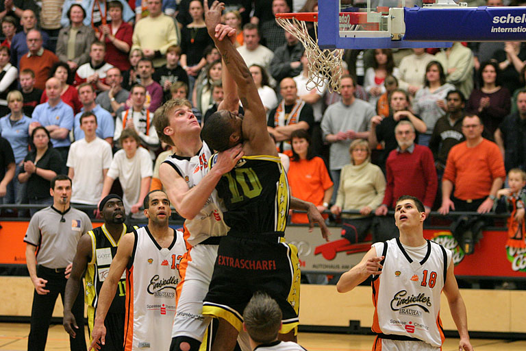 Basketball 2. Liga: BV Chemnitz 99 vs. Crailsheim Merlins